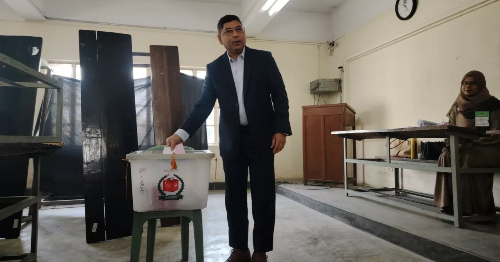 Come out and vote without fear: Army Chief Waker-Uz-Zaman