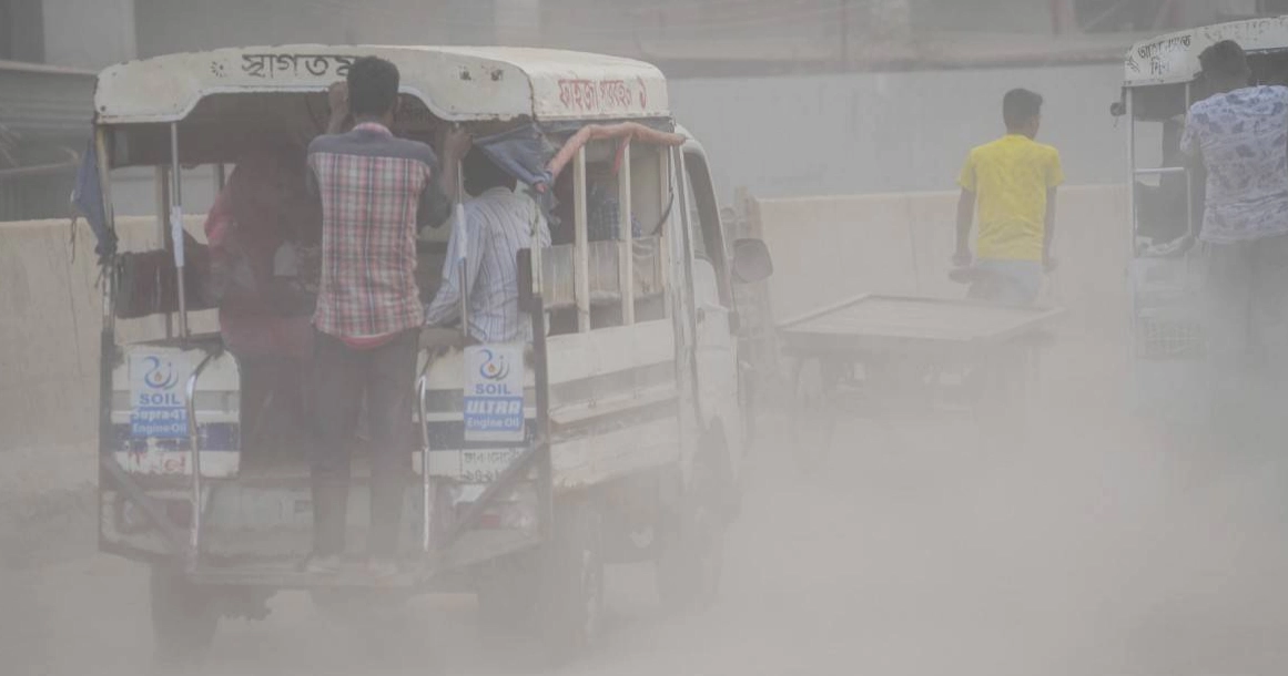 Dhaka’s air quality 4th worst in the world this morning