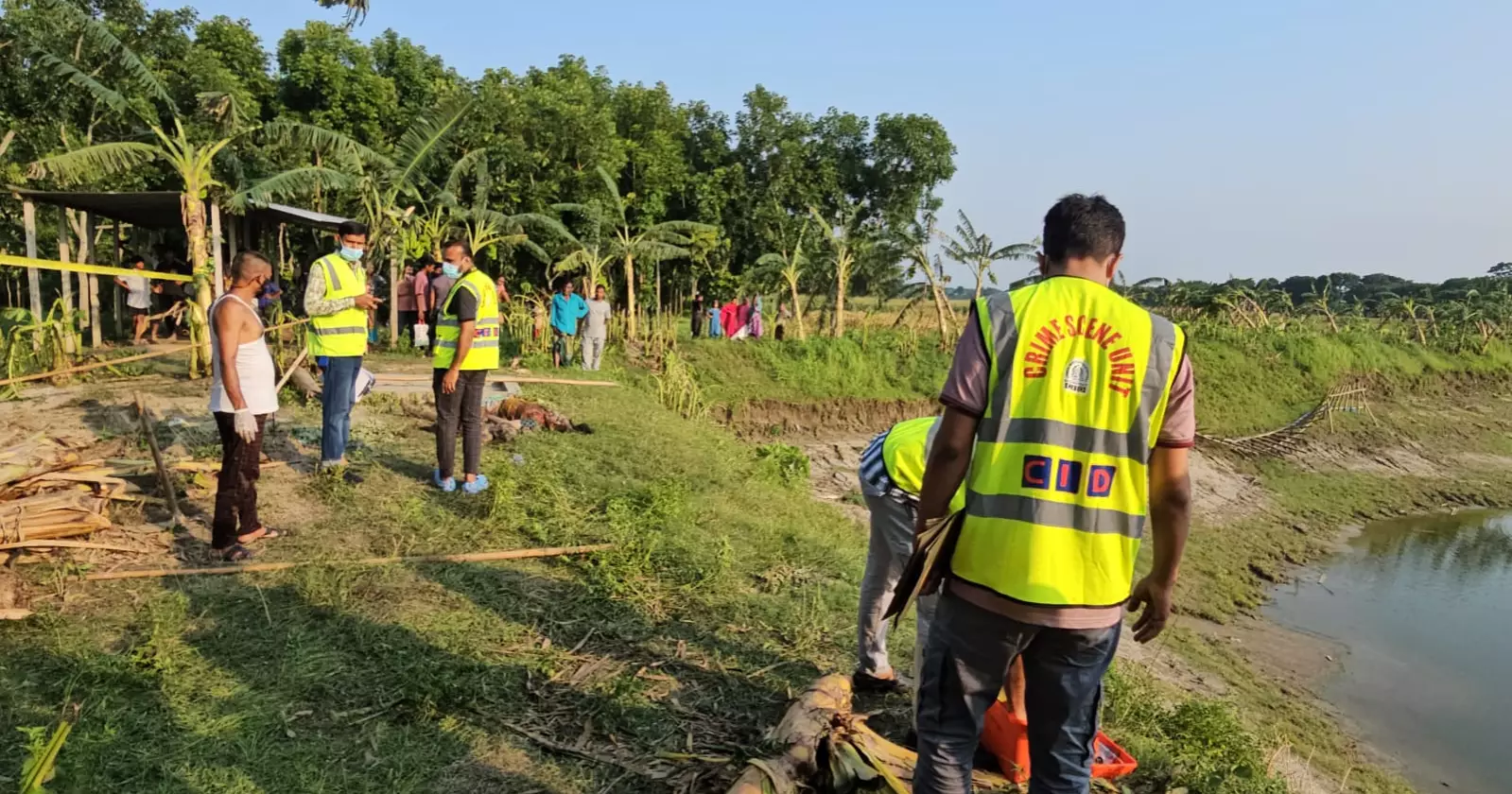 Mother, daughter found buried in Faridpur
