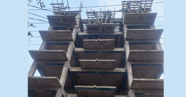 Worker dies after falling from unsafe under-construction building in Keraniganj