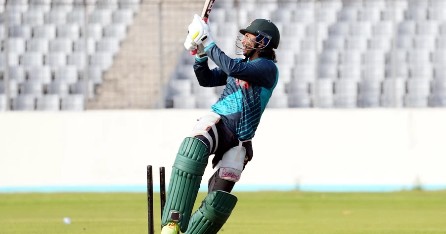 Soumya Sarkar ruled out of Pakistan tour; Mehidy Hasan Miraz called up
