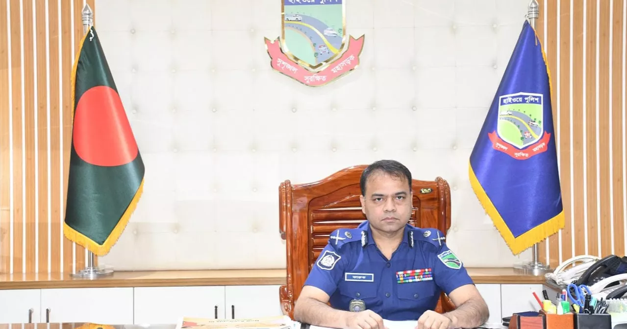 Faruk Ahmed takes charge as Highway Police chief