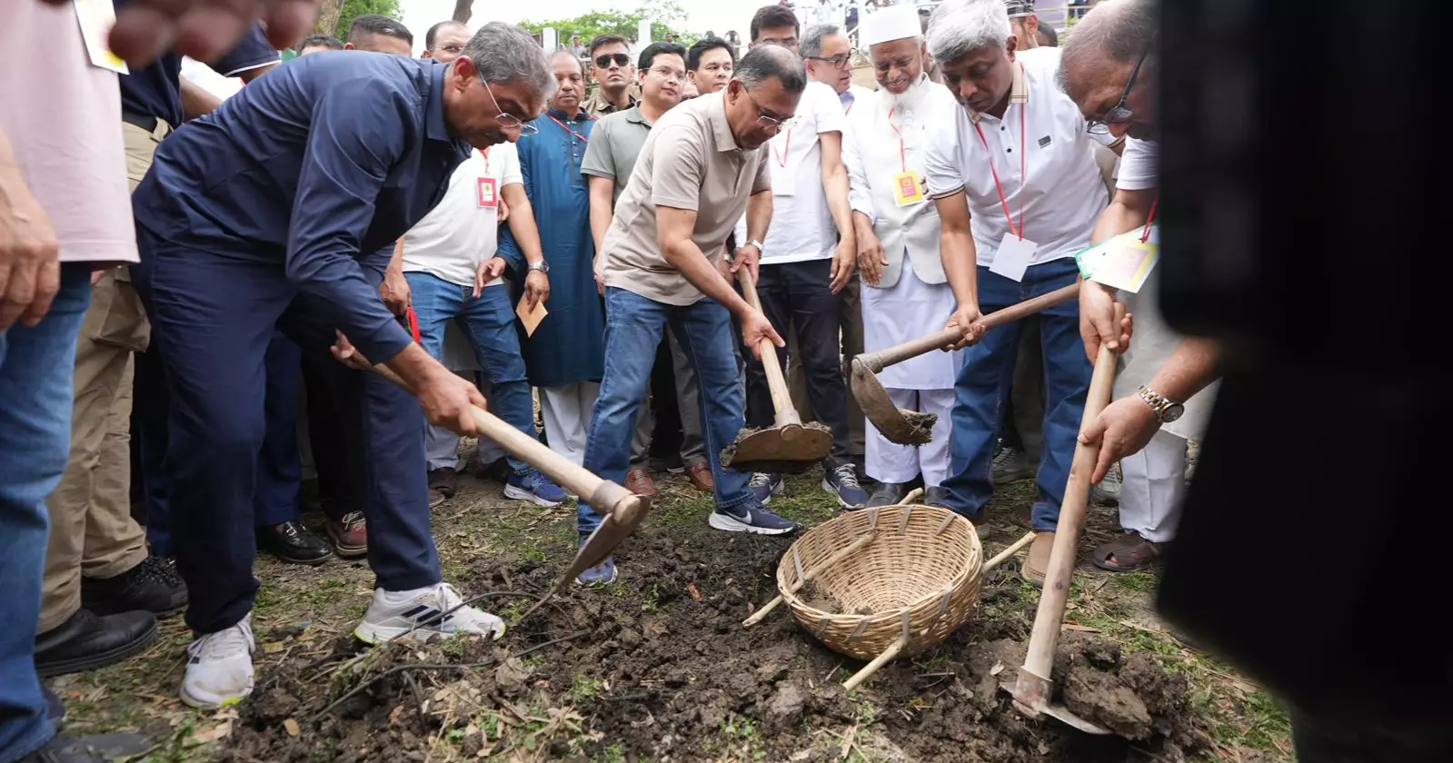 PM Tarique inaugurates Ulashi canal re-excavation work
