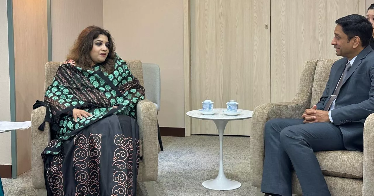 Bangladesh, Singapore discuss skills dev, migrant worker welfare, investment