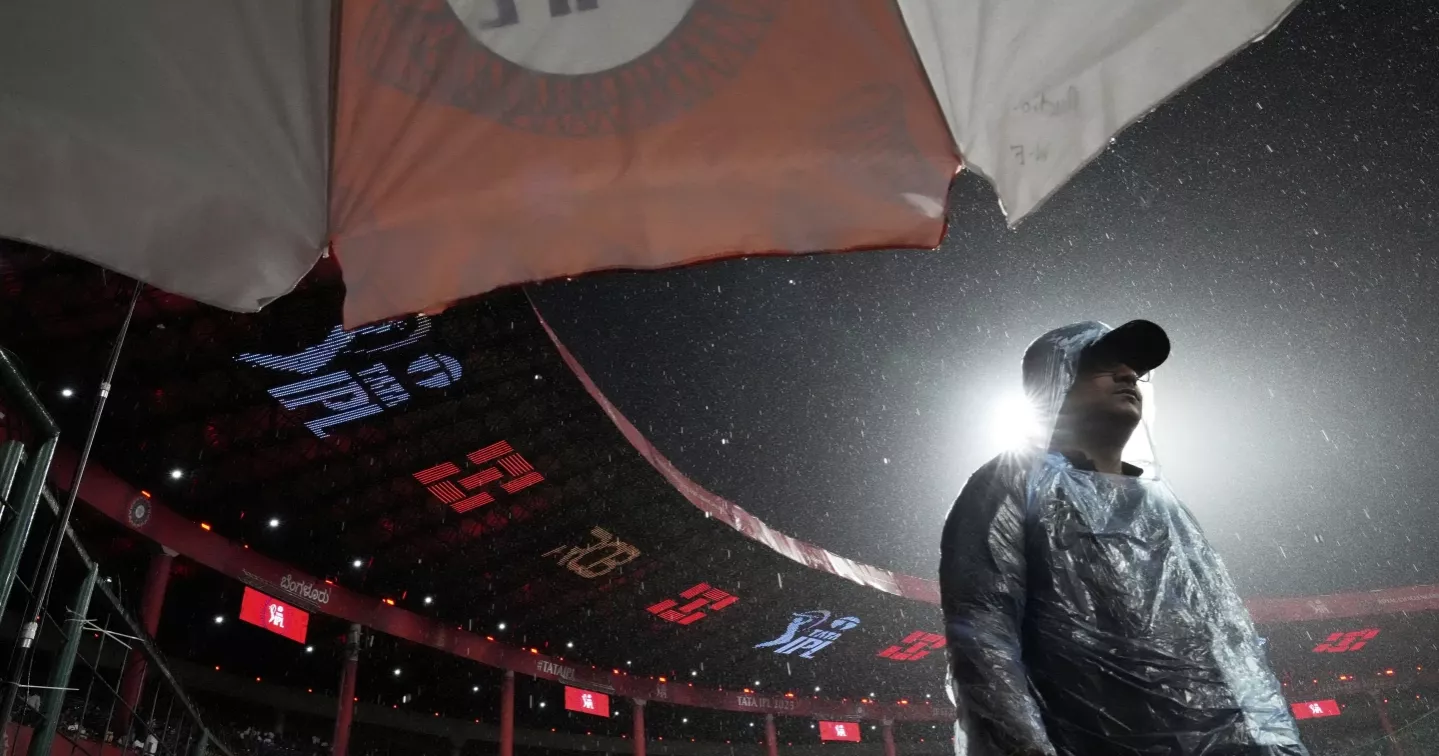 Titleholder Kolkata eliminated as IPL returns with a damp squib