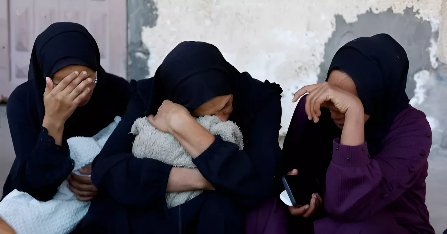 Hamas urges Egypt action as Israel attacks on Gaza threaten ceasefire