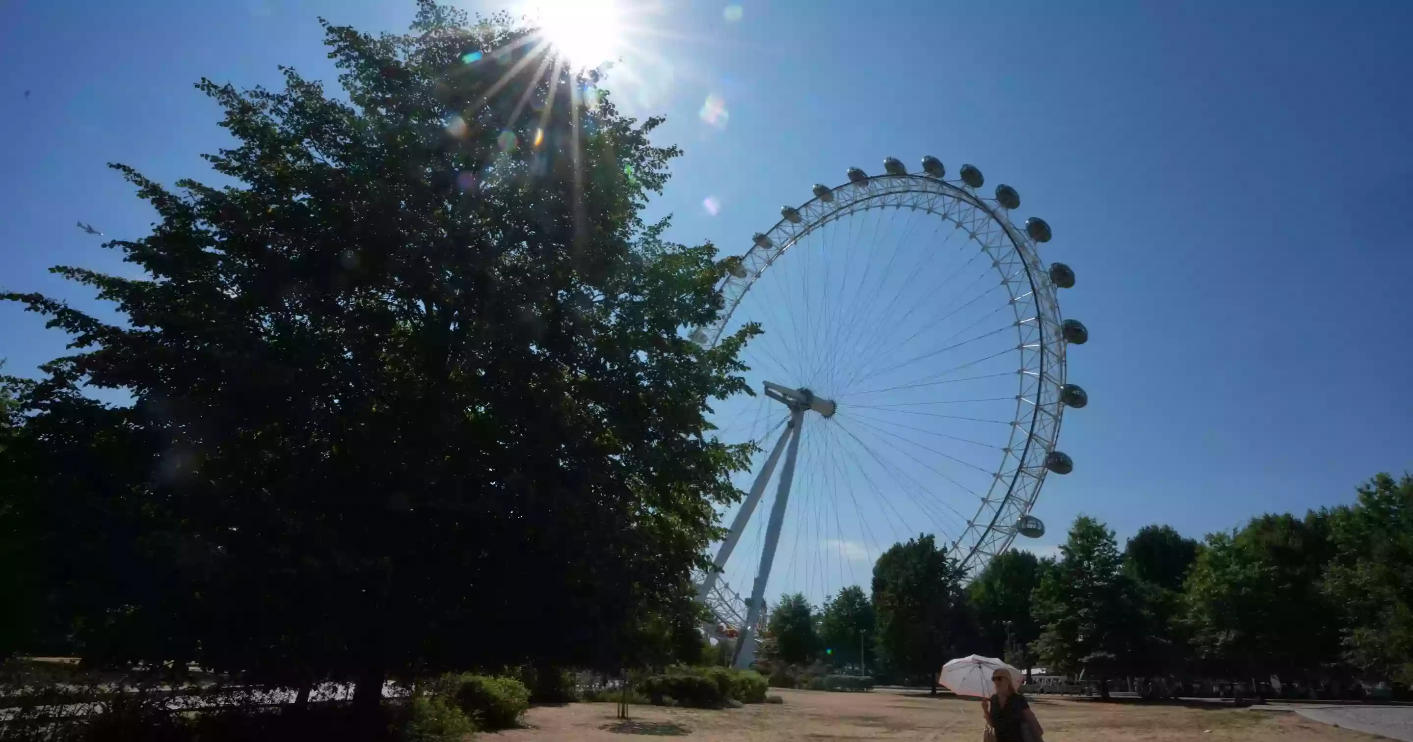Series of heat waves makes Britain record its hottest summer