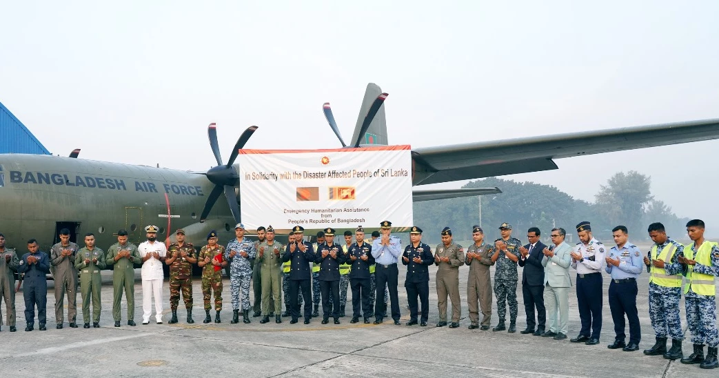Bangladesh sends emergency relief for cyclone, flood-affected people in Sri Lanka