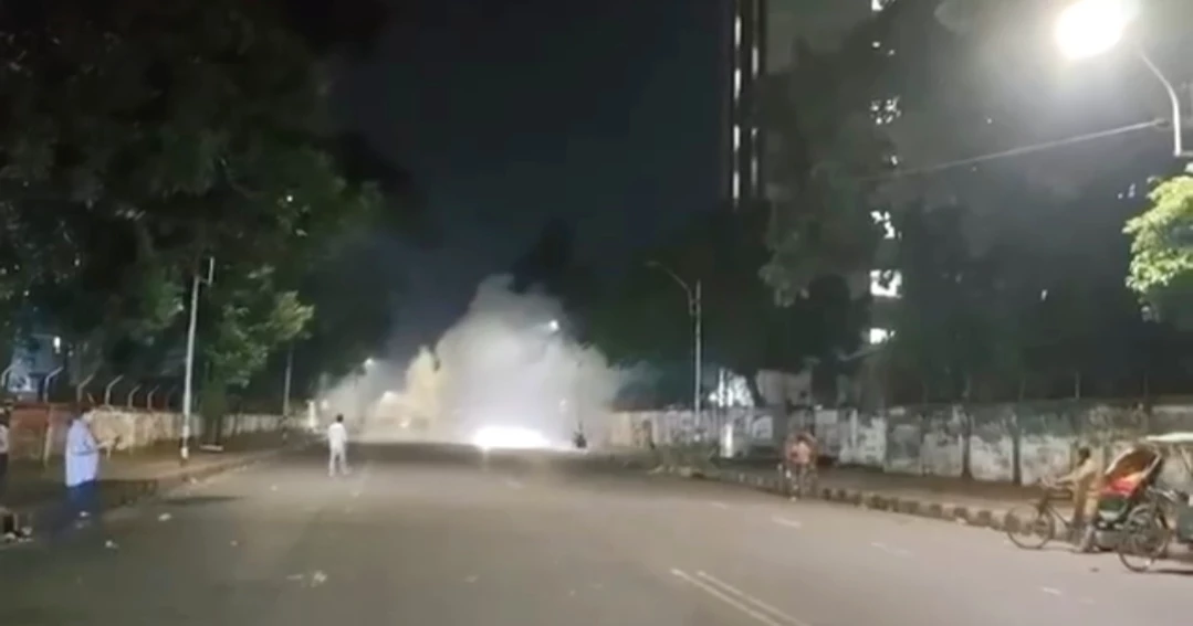 Three blasts reported at DU