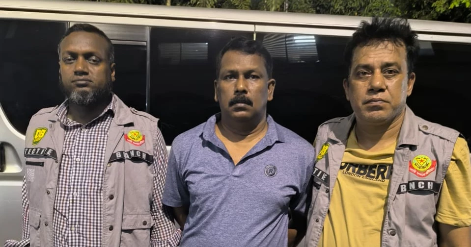 Kotalipara ex-mayor, 10 others held over sudden protests in Dhaka