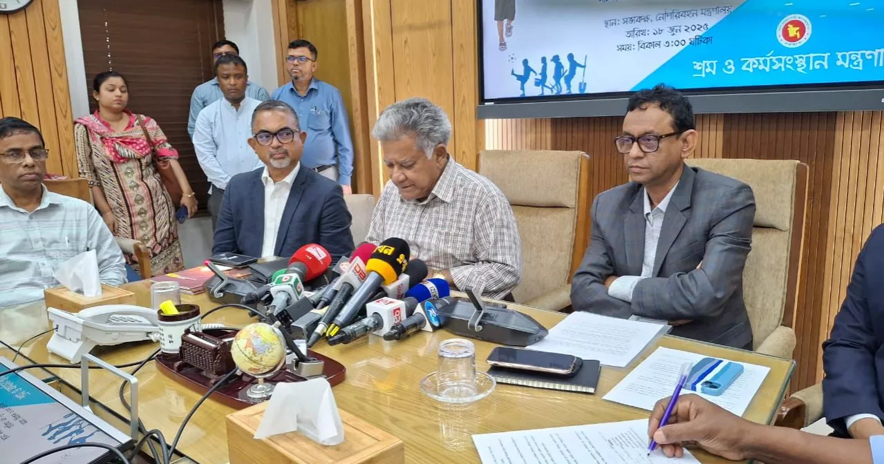 Labour law to be amended by November: Adviser Sakhawat