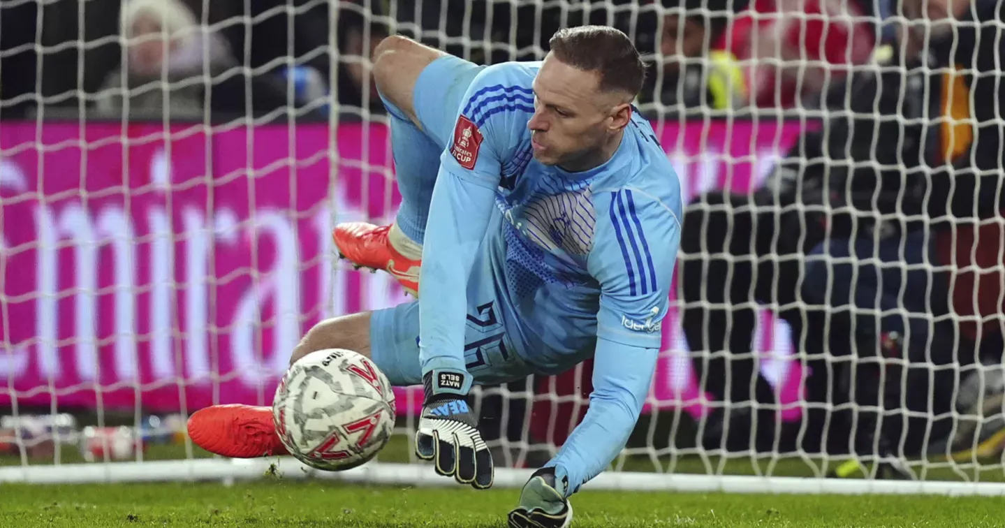 Nottingham Forest reaches FA Cup quarterfinals after Sels stops Ipswich in shootout