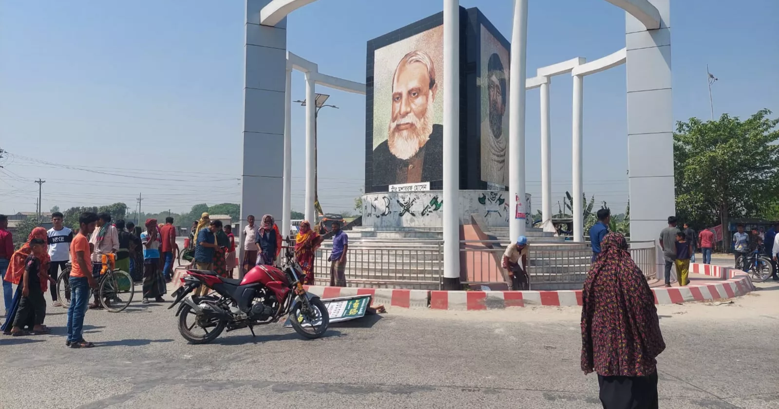 Mother, son die in Kushtia road accident