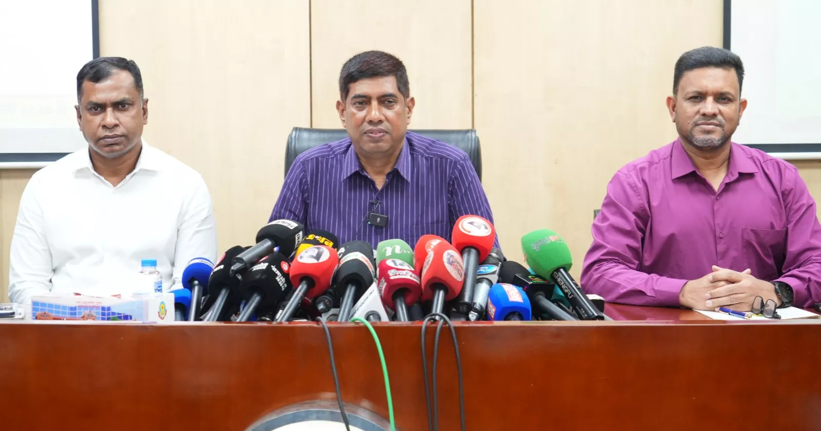 4 robbers held with firearms, cocktails in Hatirjheel