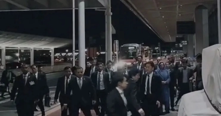PM leaves Tokyo for Dhaka after nearly 5-hour delay