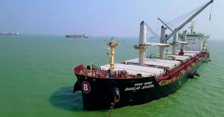 ‘Banglar Joyjatra’ crosses Strait of Hormuz