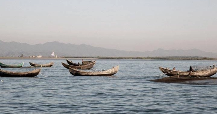 13 Bangladeshi fishermen ‘abducted by Arakan Army’ in Teknaf