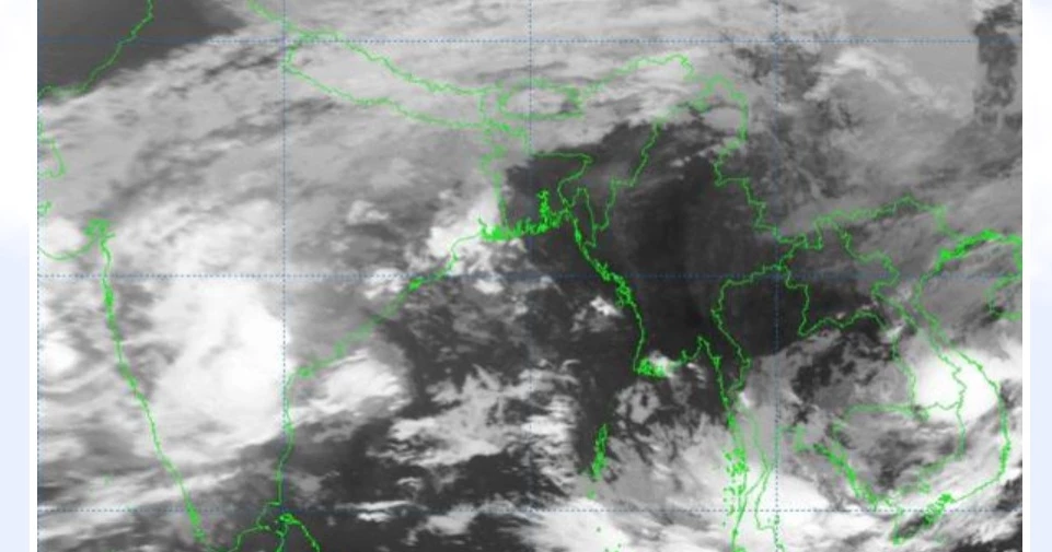 Cyclone "Montha" weakens after crossing Andhra Pradesh coast