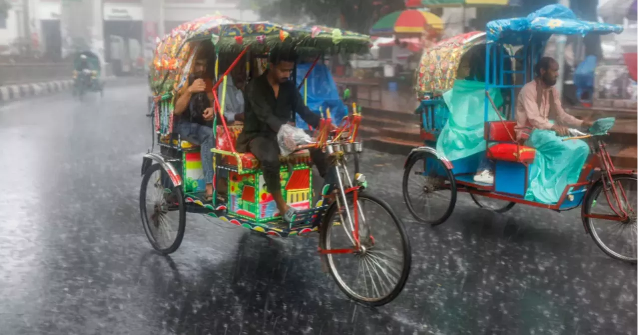 Heavy to very heavy rainfall likely in 3 divisions