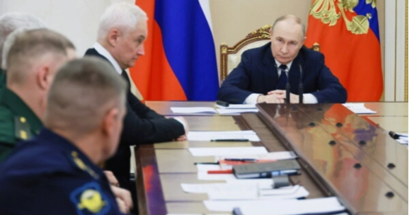 European officials say Russia increasing attempts to obtain Western technology