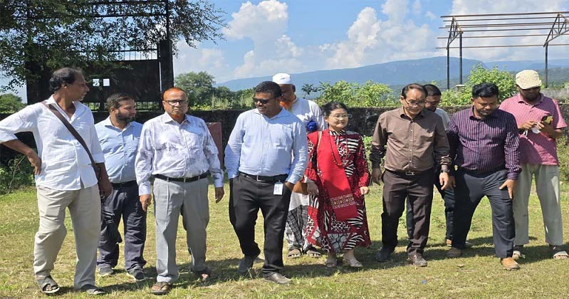 Indian Assistant High Commissioner inspects Bholaganj land port in Sylhet