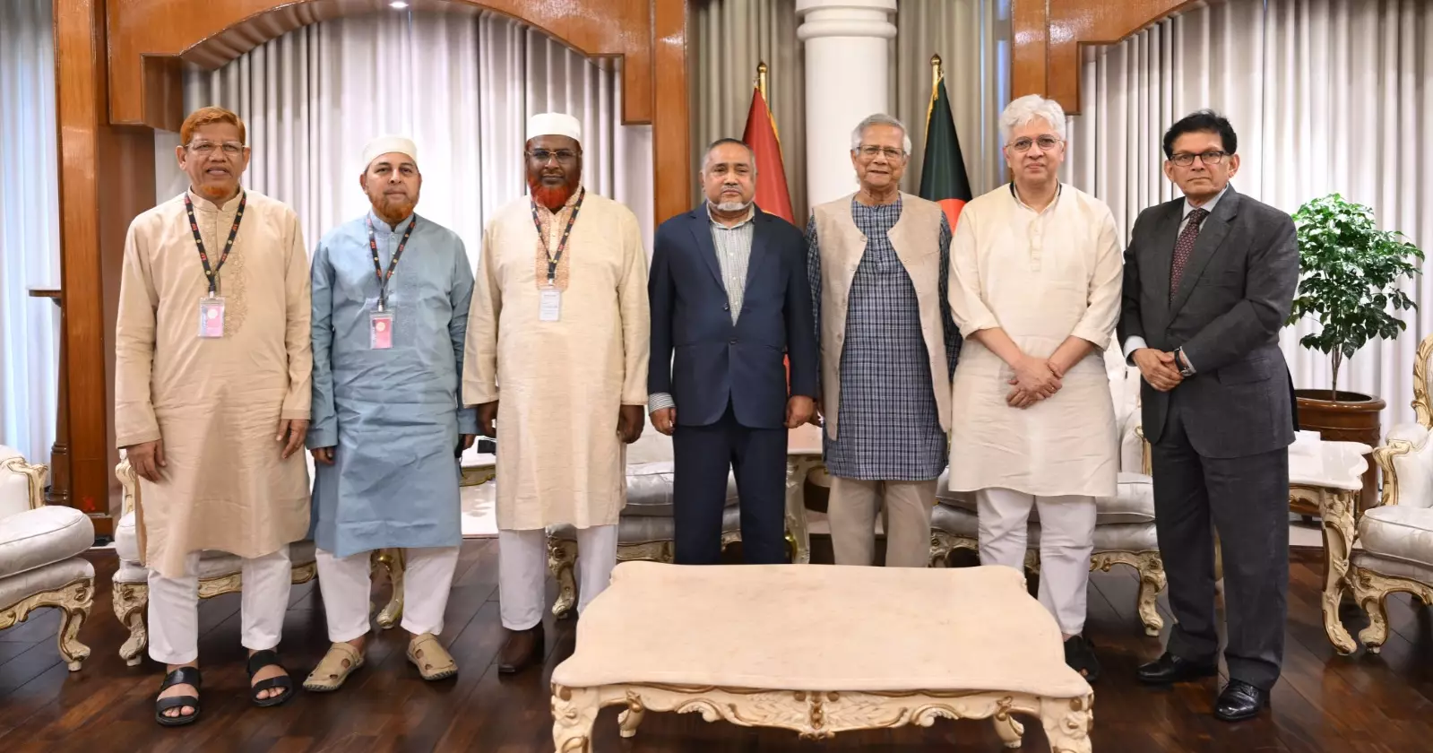 Prof Yunus holds talks with Jamaat leaders