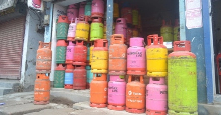 LPG price hiked by Tk 387 per 12-kg cylinder for April