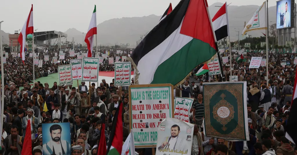 Israel strikes Houthis in Yemen; rebels fire missile back