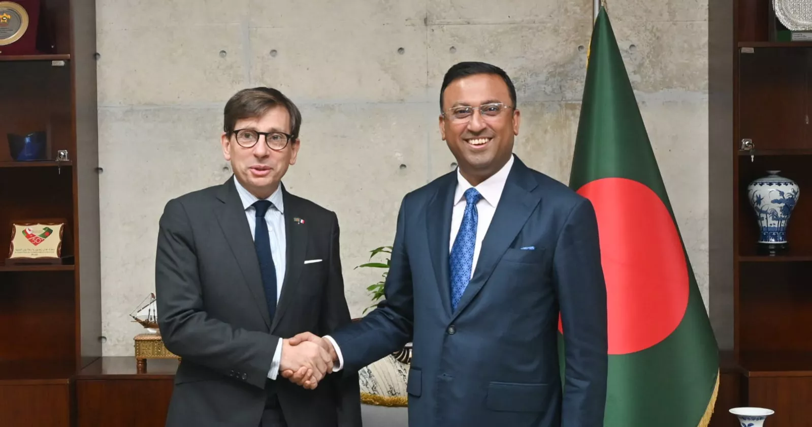 Bangladesh seeks greater French investment in sectors