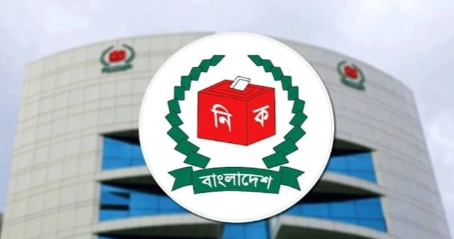 Settle applications of expat voters by Thursday: EC to field officials  