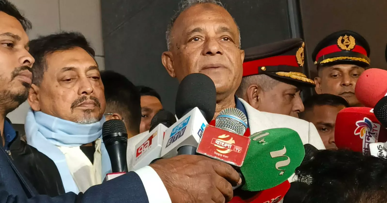 Arms smuggling attempts rise ahead of Bangladesh polls: Home Adviser