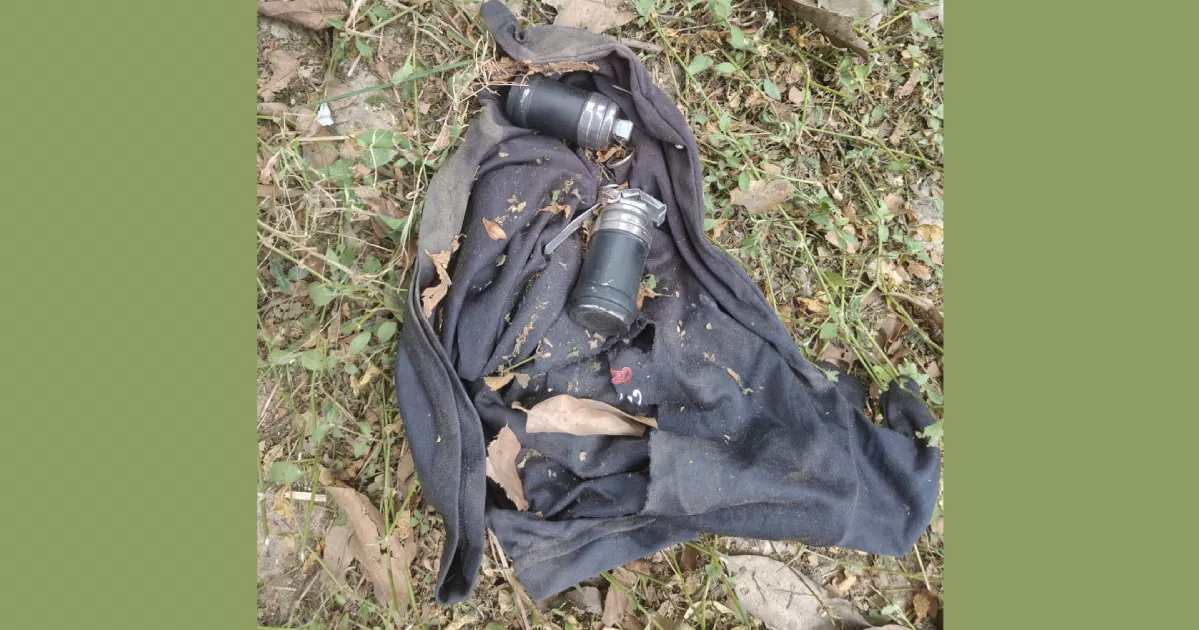 Six unexploded sound grenades recovered near Supreme Court Gate in Dhaka