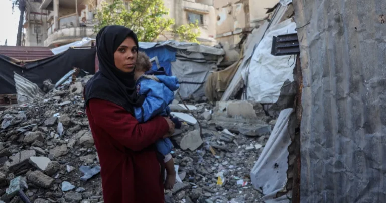 Gaza's monthly births fall by 40 pc