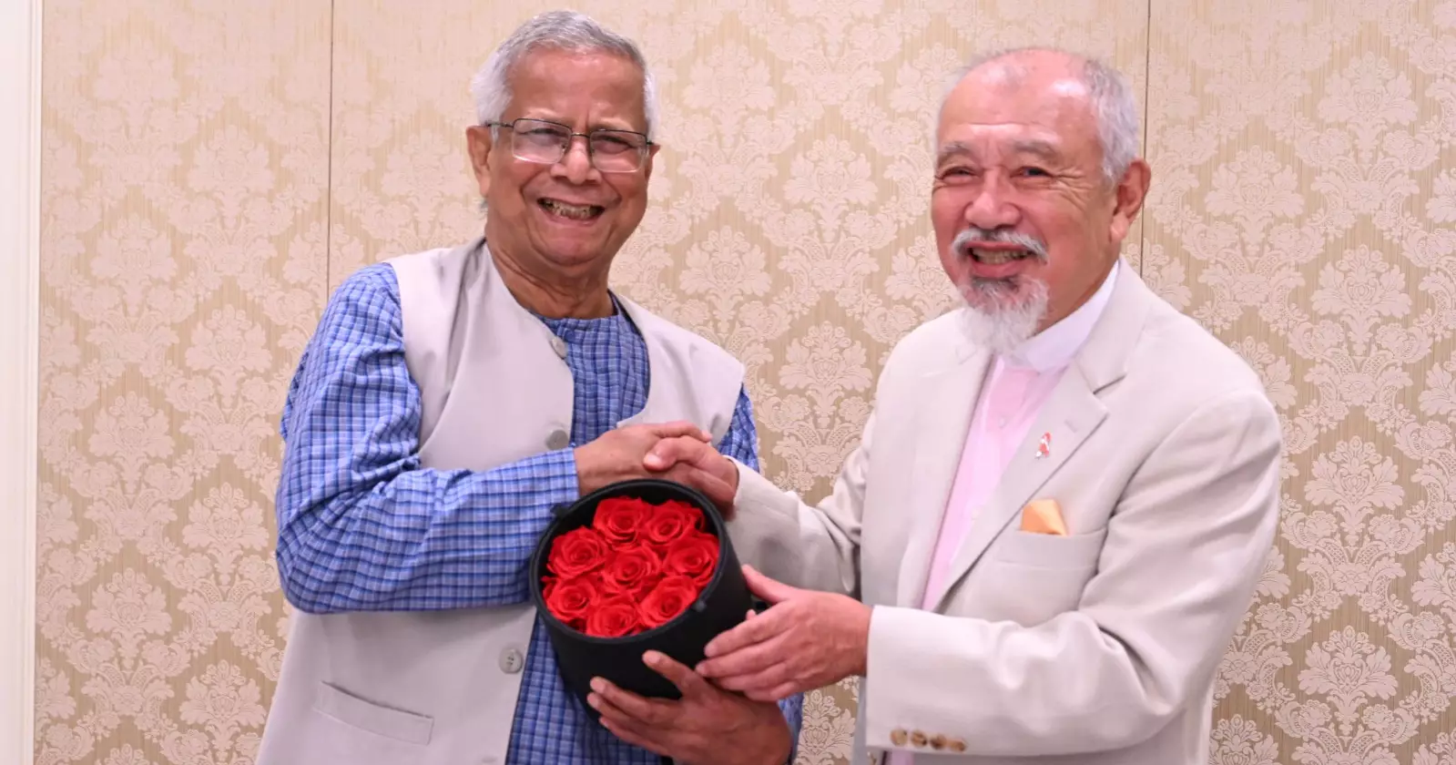 Prof Yunus seeks Sasakawa's support to resolve Rohingya crisis