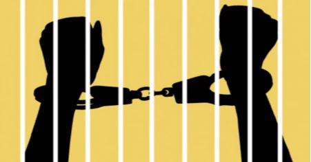 4 fishermen fined for catching hilsa in Sirajganj’s Jamuna River