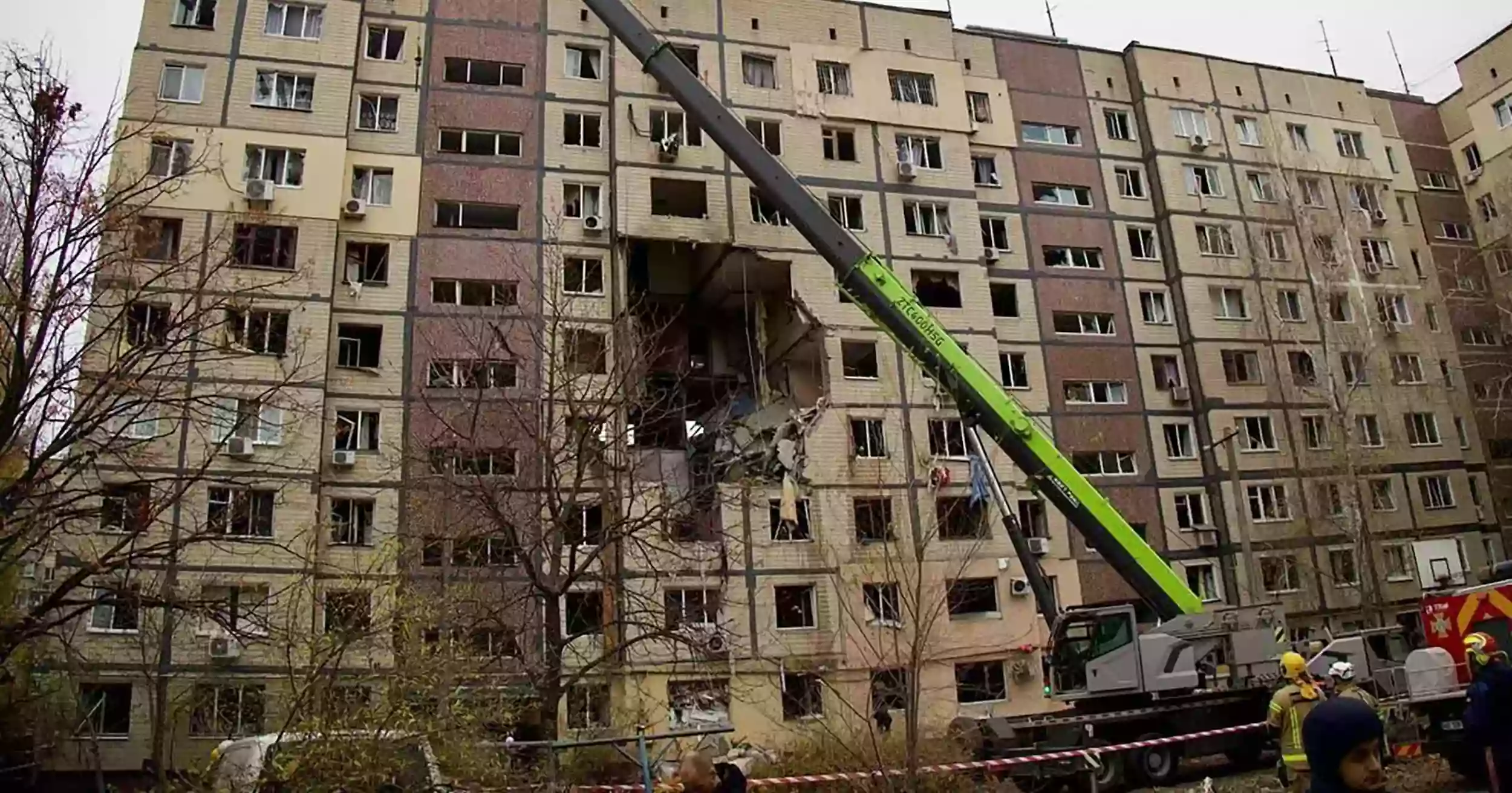 Russian strikes hit apartment block and energy sites in Ukraine, killing four