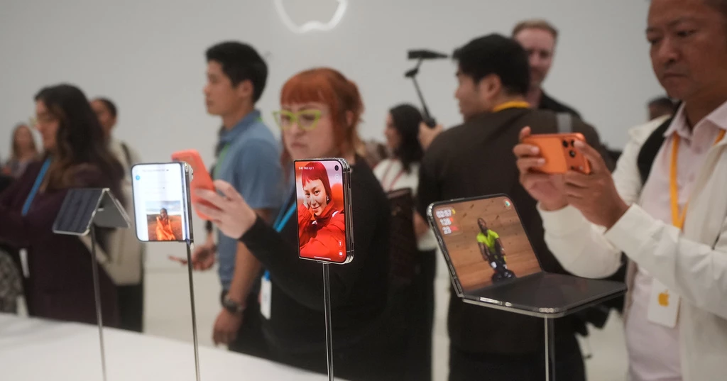 Apple unveils iPhone 18 lineup, foldable Duo