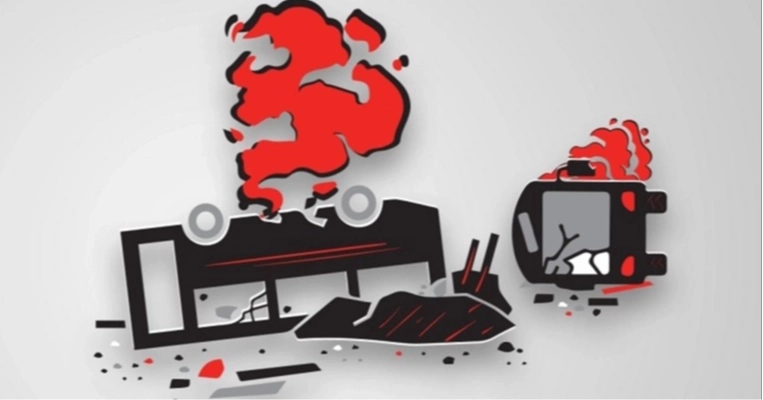 CNG driver, biker killed in head-on collision on Mouchak Flyover