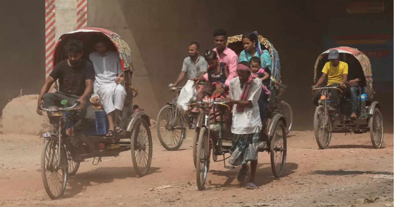 Dhaka’s air quality ‘unhealthy for sensitive groups’ this morning