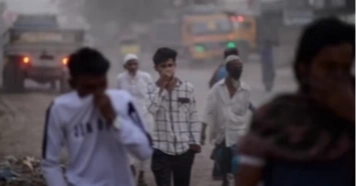 Air pollution costs Bangladeshis 5.5 years of life: AQLI report