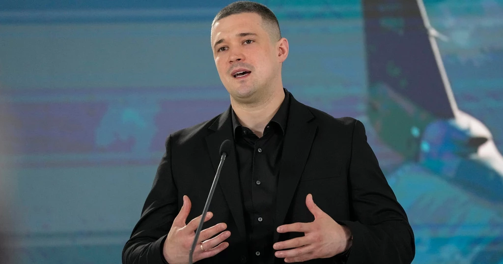 Zelenskyy fires senior aide amid graft probe as ex-defense minister calls for elections