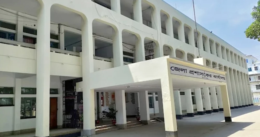 31 administrative officers transferred within Chandpur district