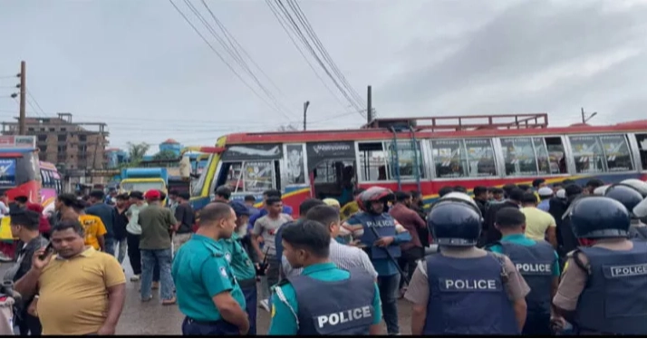 Four injured in clash among transport workers at Sylhet bus terminal