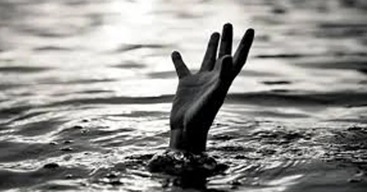 2 minor girls drown in lake in Sherpur