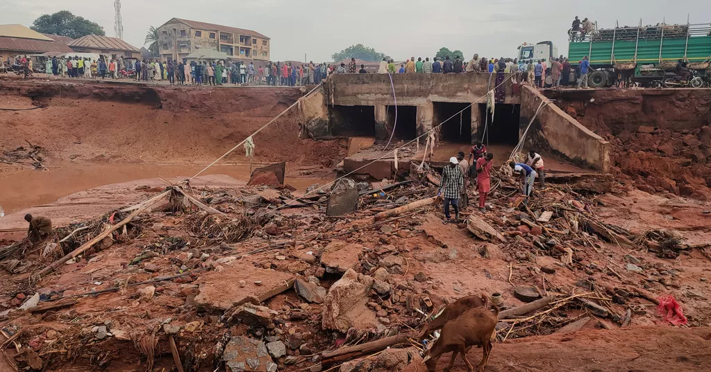 Floods kill 151, displace thousands in north-central Nigeria