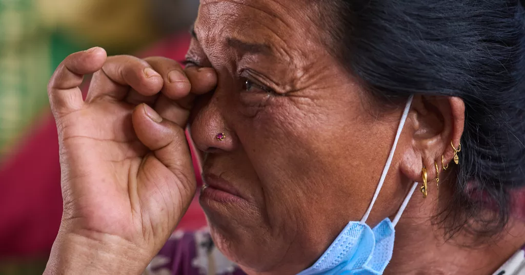 Nepal ends search for thousands missing in floods, families divided