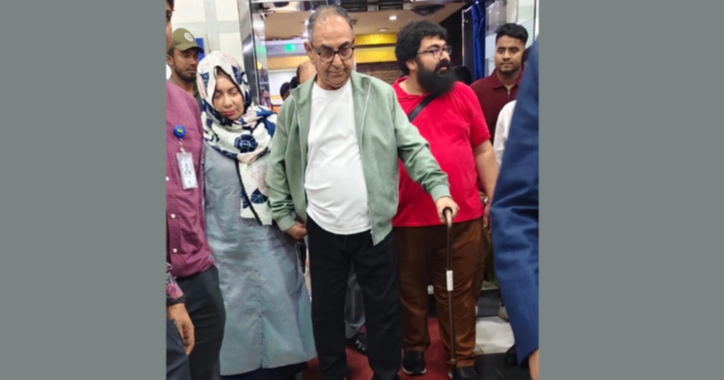 Mirza Abbas returns to Dhaka after treatment in Malaysia