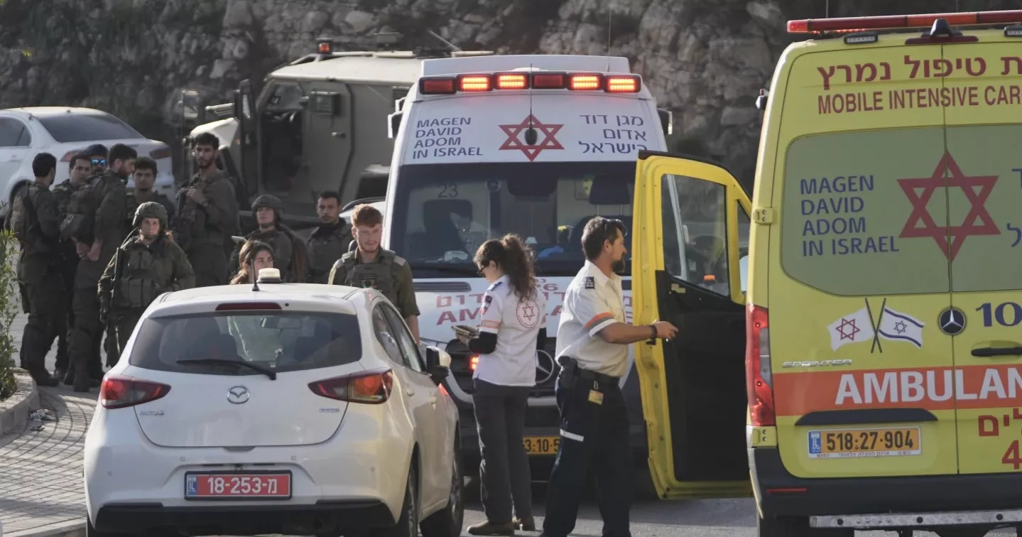 Two Israeli soldiers, two Palestinian gunmen killed in West Bank attack