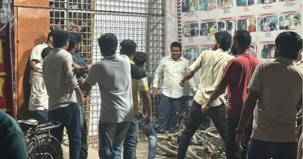 Case filed over attack on journalists at RU