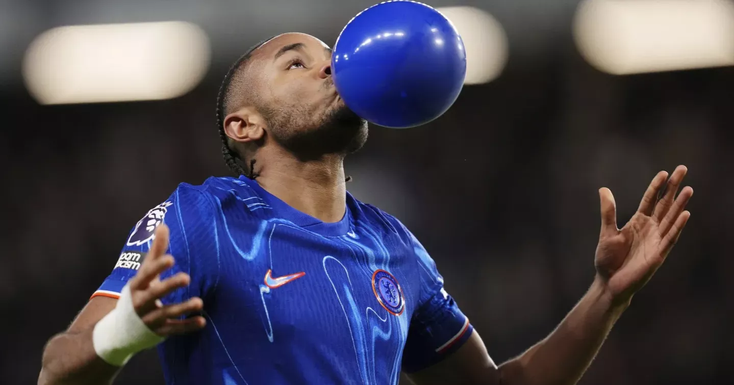 Chelsea routs Southampton 4-0 on frustrating night for Cole Palmer. Brighton and Palace win